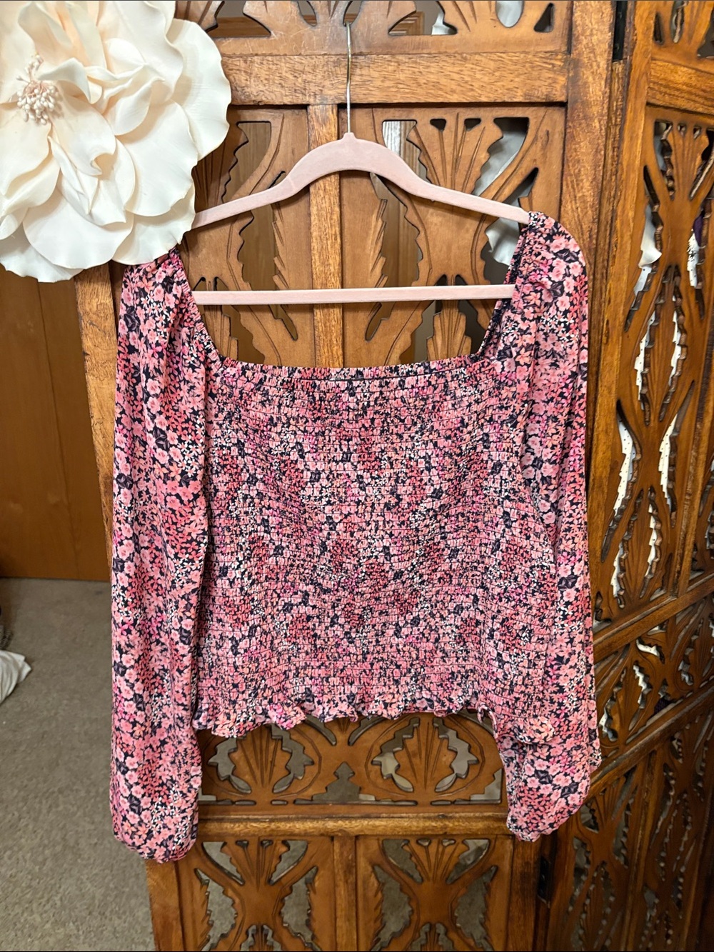 Vince Camuto Pink Floral Smocked Square-Neck Crop Top